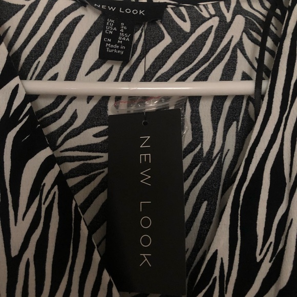 New Look Maxi Zebra Print Tie Dress - Picture 3 of 3